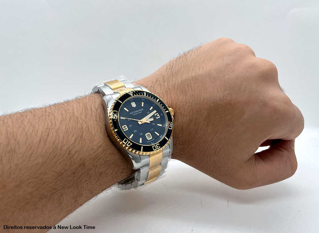 Relógio VICTORINOX Maverick 241824