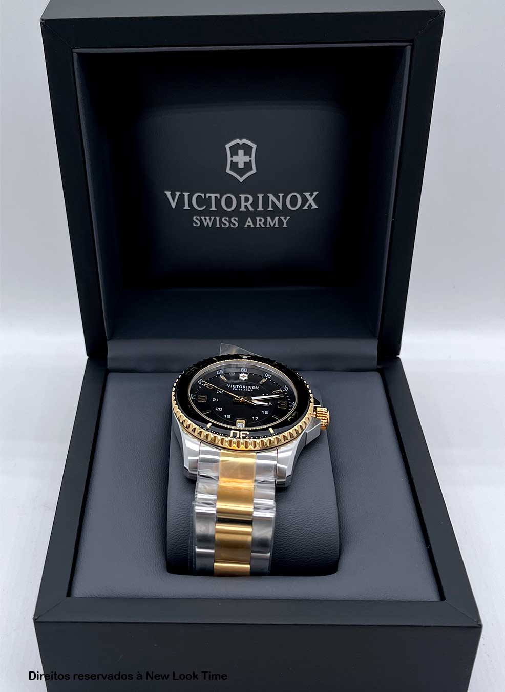 Relógio VICTORINOX Maverick 241824