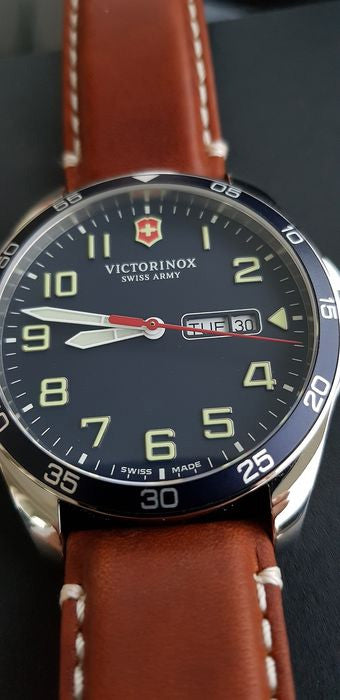 Relógio VICTORINOX Fieldforce 241848