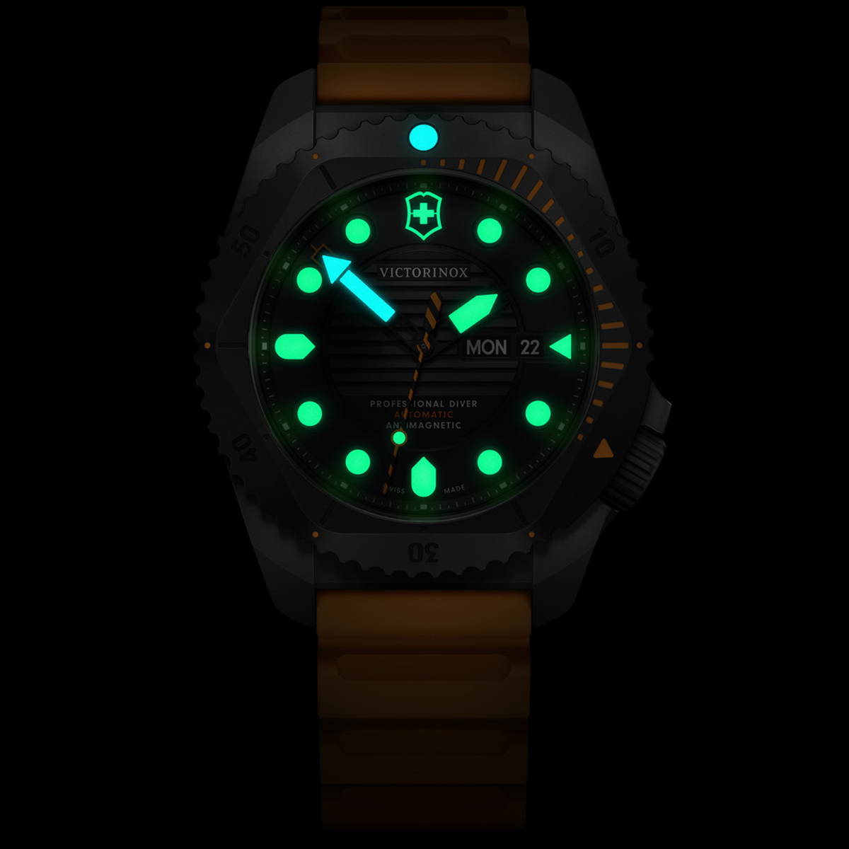 Relógio VICTORINOX Dive Pro Automático 241996 *Titânio