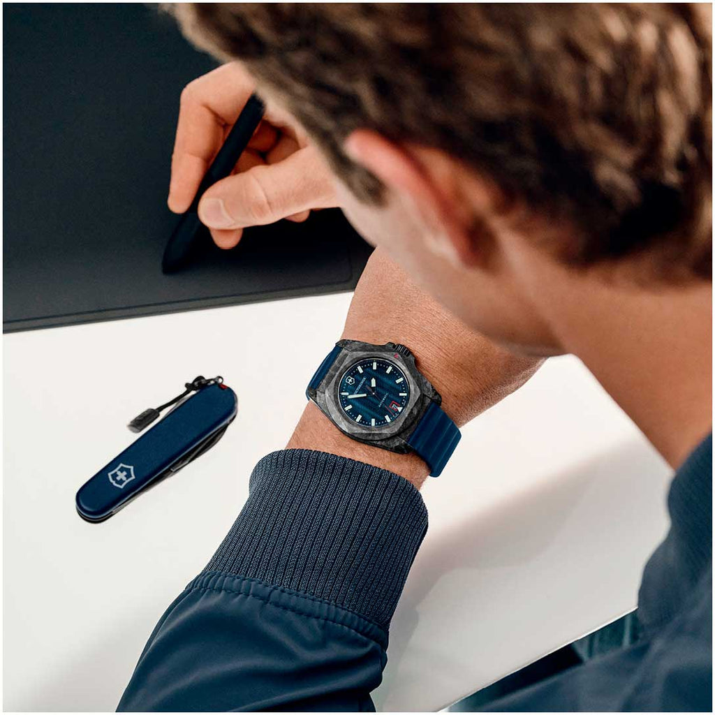 Relógio VICTORINOX I.N.O.X. Automático 242022.1 *Carbon