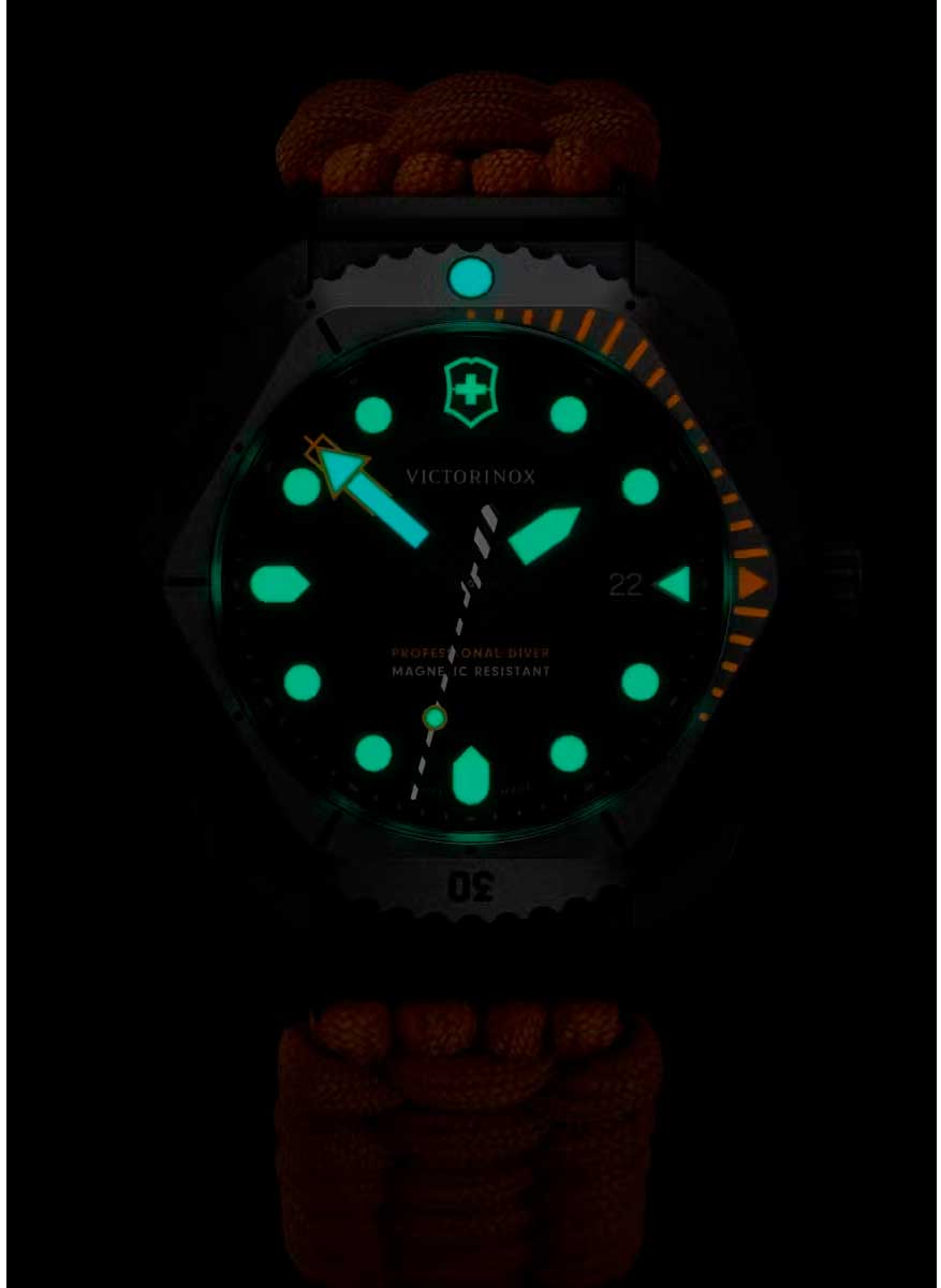 Relógio VICTORINOX Dive Pro 242069.1 *Titânio