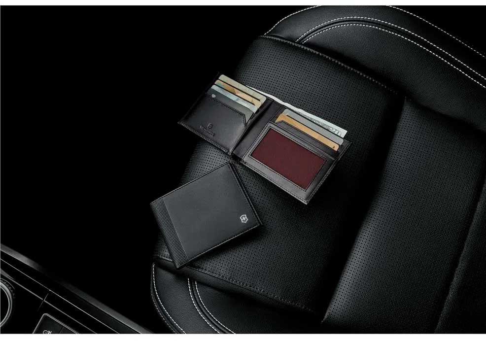 Carteira Victorinox Altius Alox Bi-Fold Preta - 611570