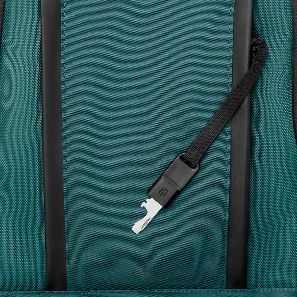 Mochila Victorinox Altmont Professional Compact Storm 653286 *16 Litros