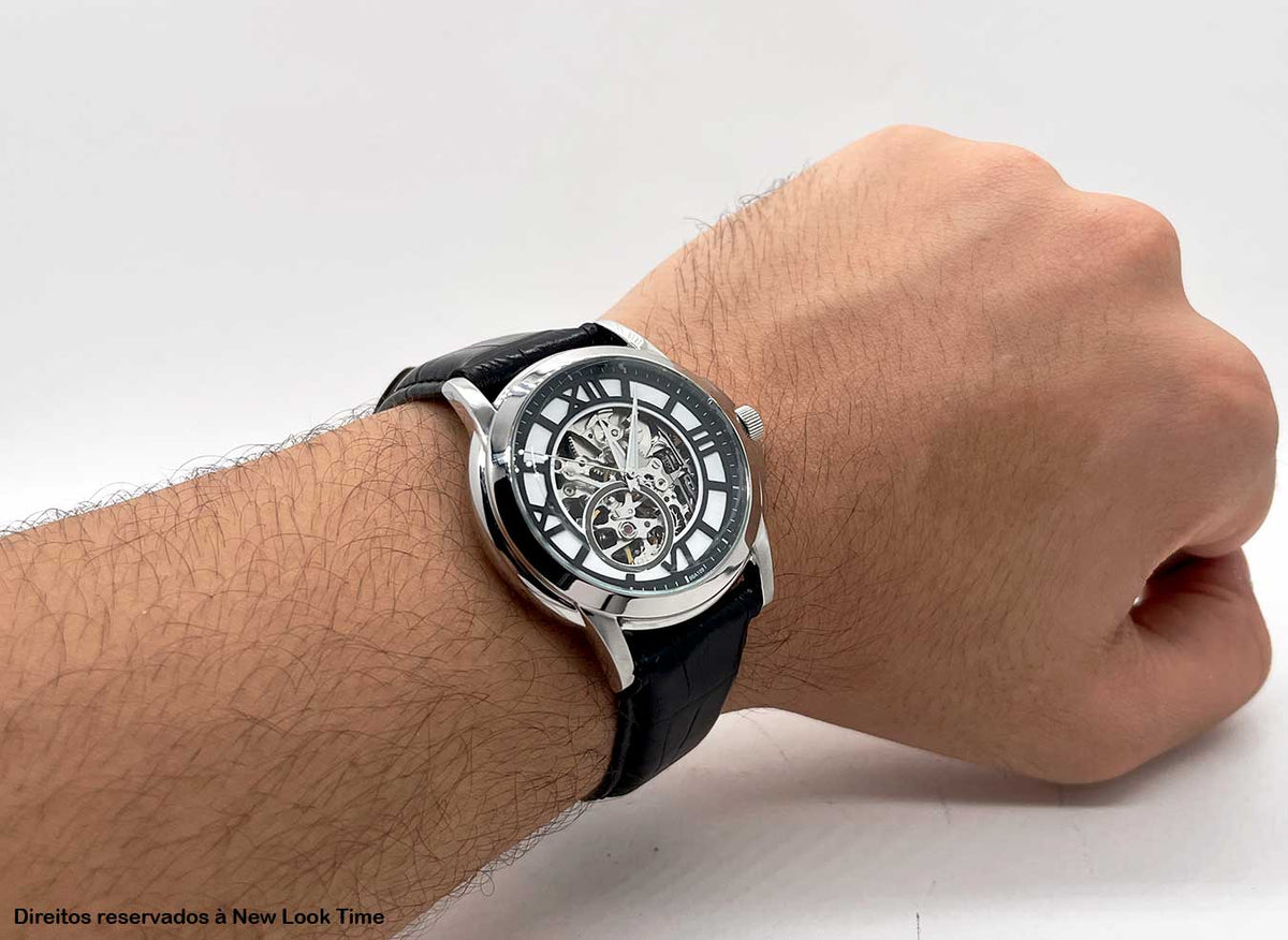 Relógio BULOVA Automático BVA Series 96A109