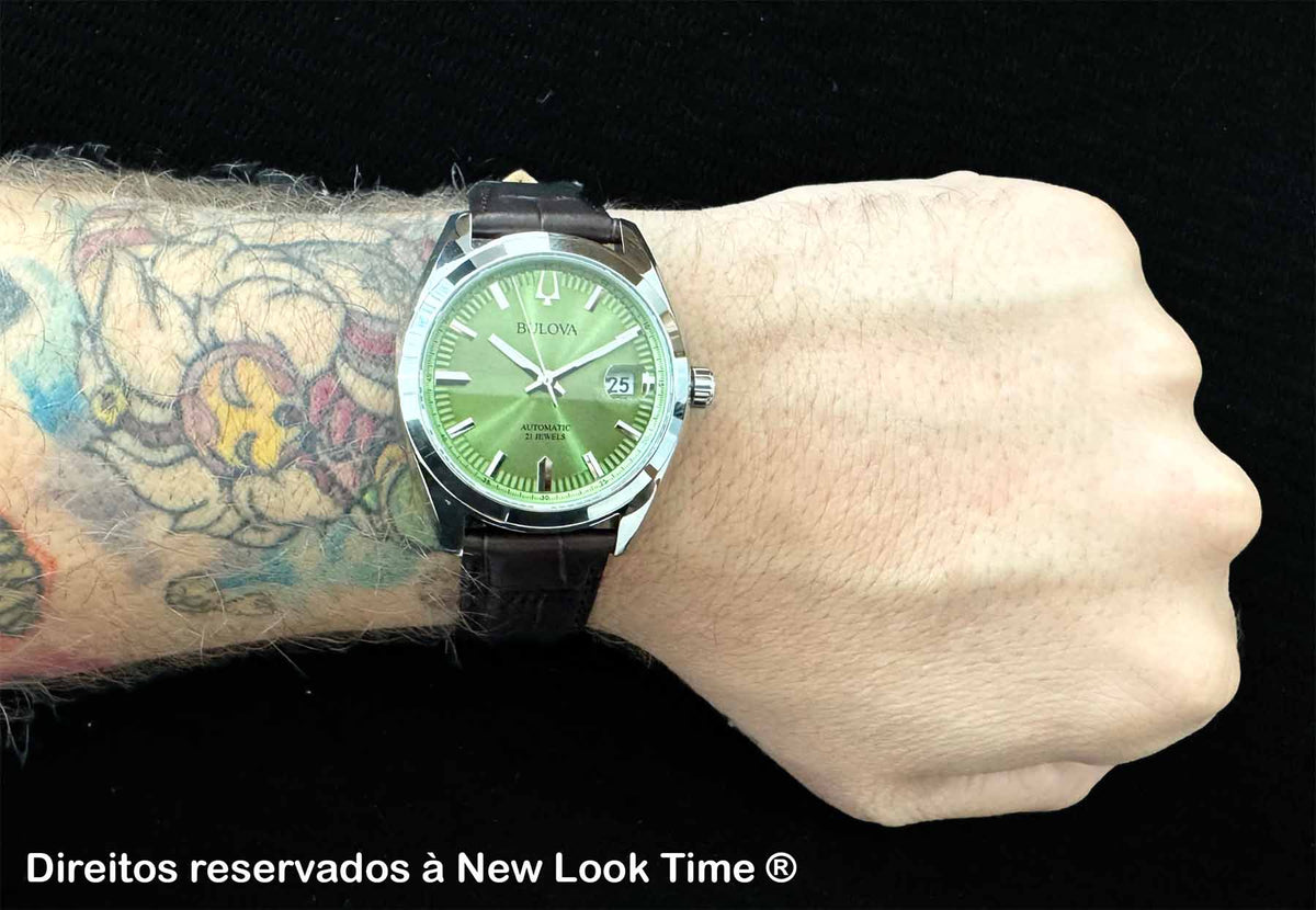 Relógio BULOVA Automático Surveyor 96B427 *Safira
