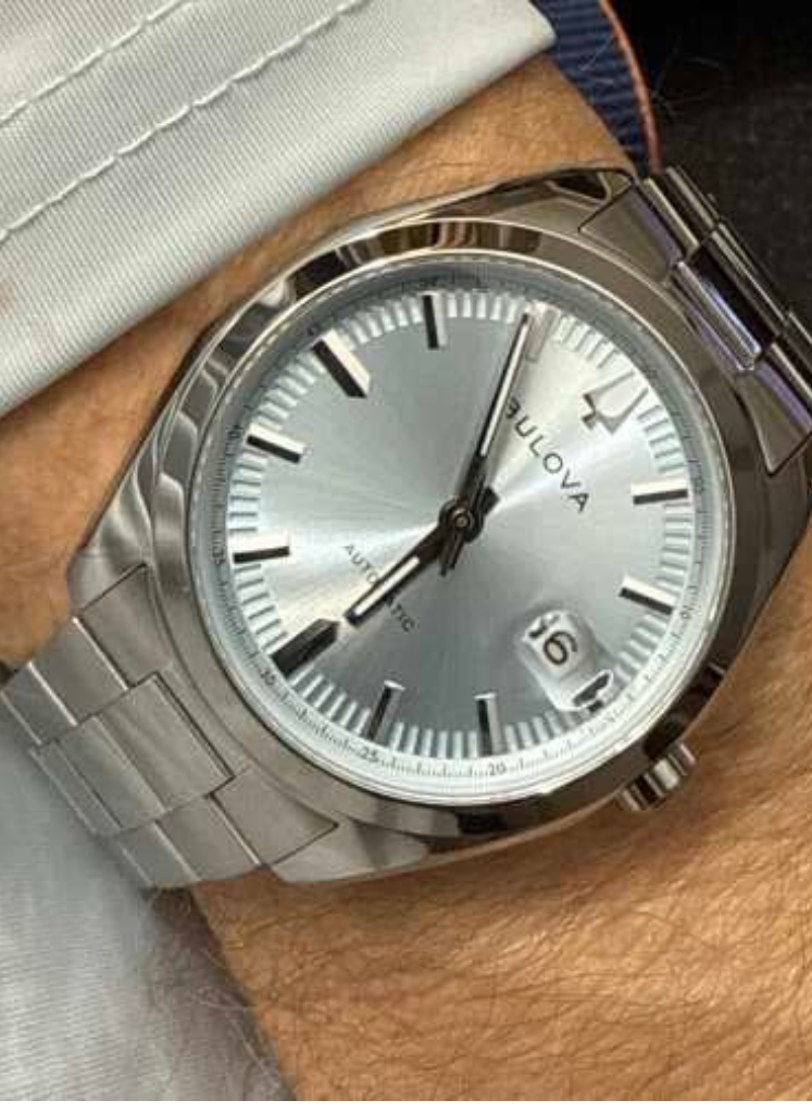Relógio BULOVA Automático Surveyor Classic 96B469