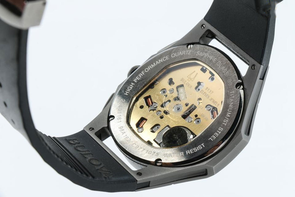 Relógio BULOVA Curv Precisionist Cronógrafo 98A162 *Titânio