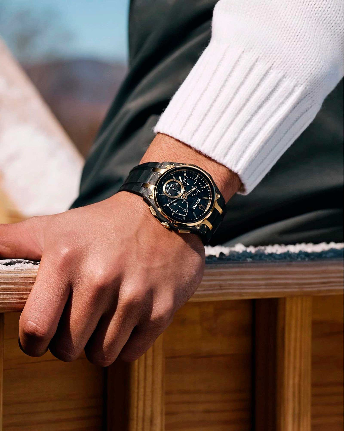 Relógio BULOVA Curv 98A328 *Carbono Forjado