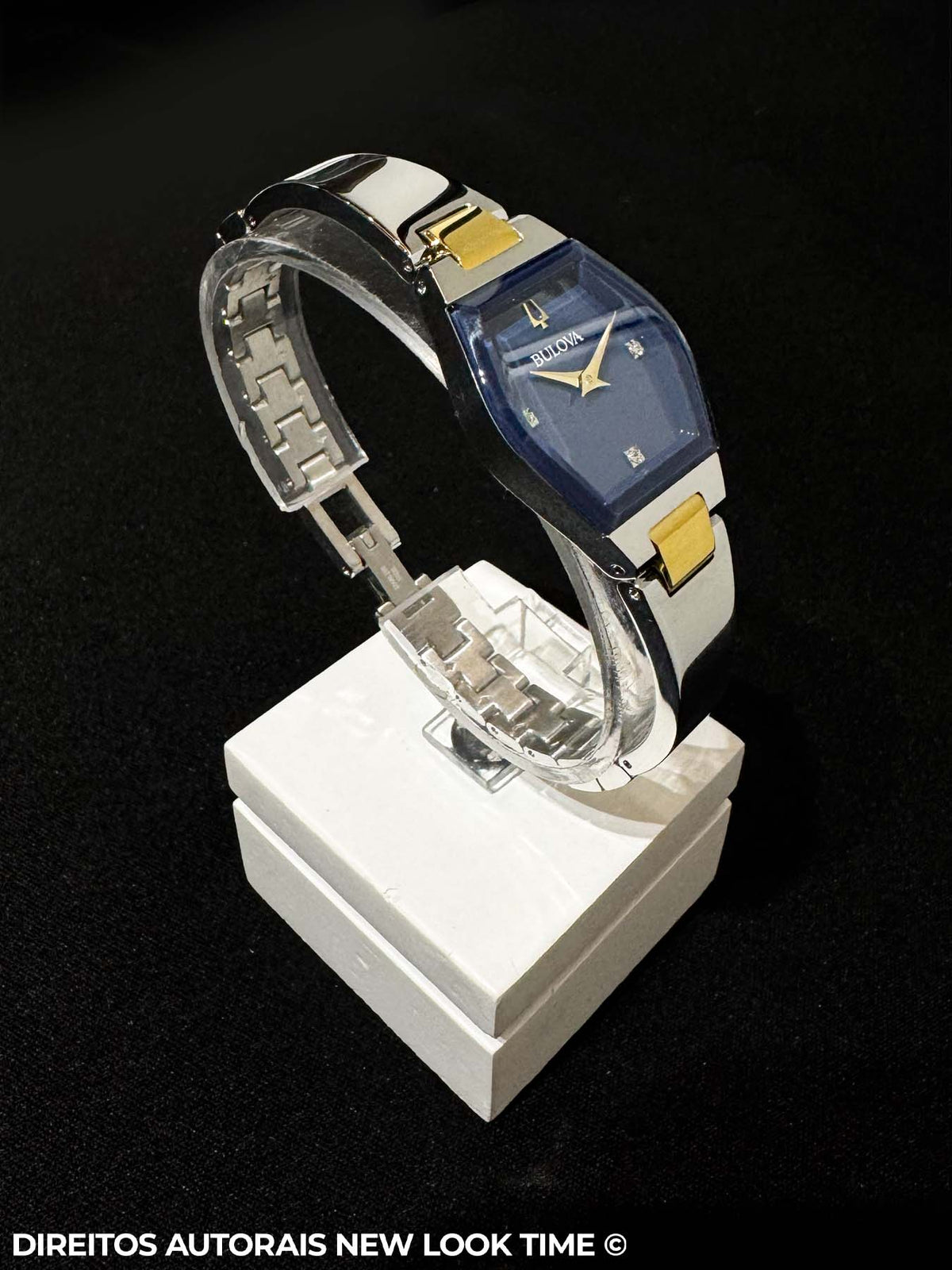 Relógio BULOVA Feminino Modern Gemini 98P218 *Diamantes