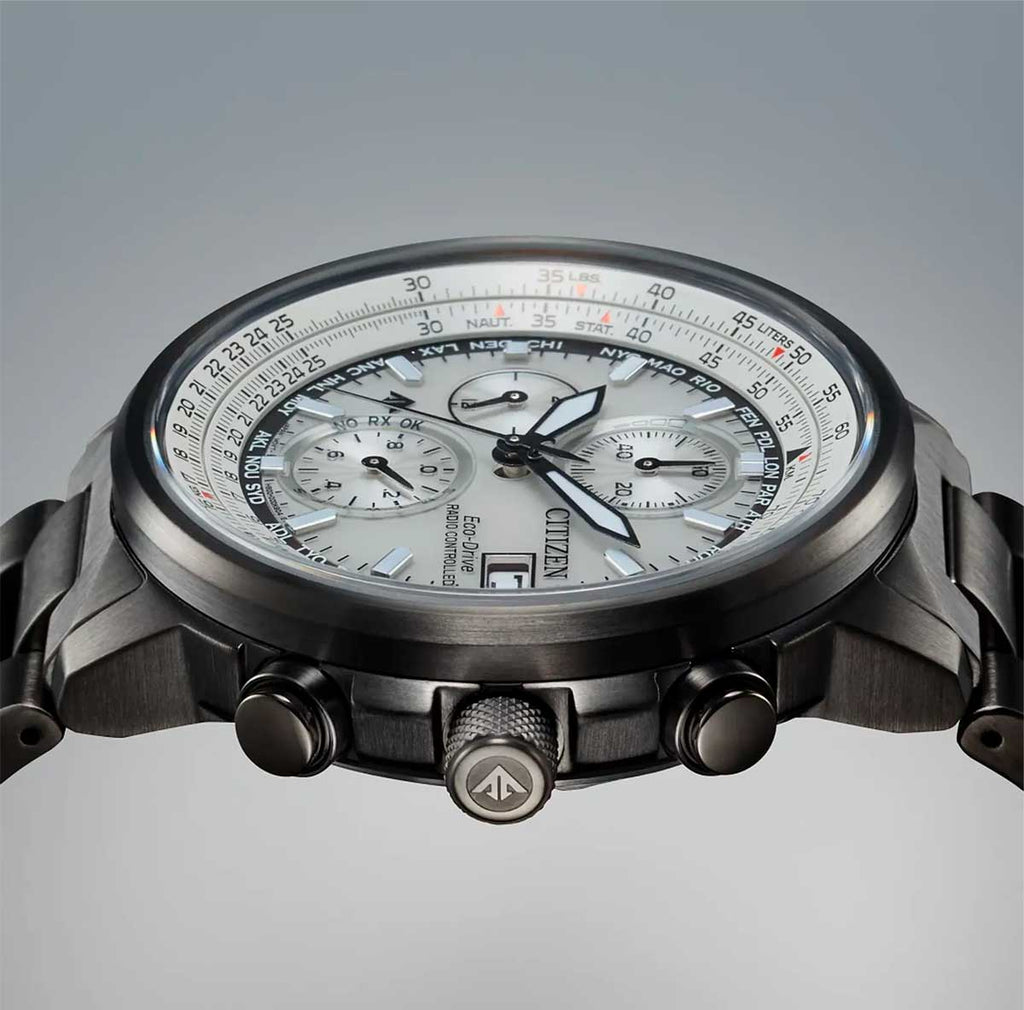 Relógio CITIZEN Eco Drive Radio Controlled Navihawk AT8304-57A