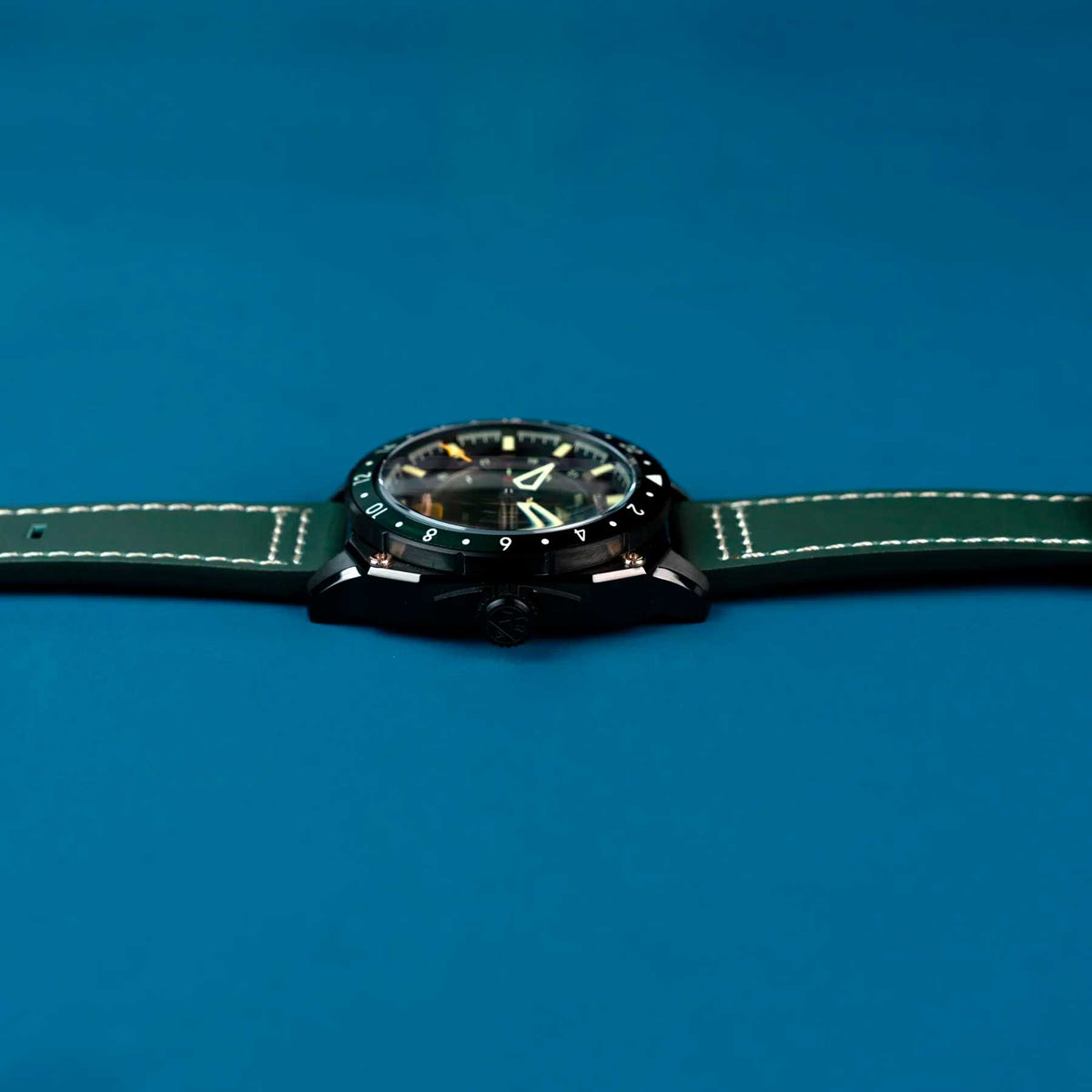 Relógio AVI-8 Automático Atlas GMT AV-4122-03