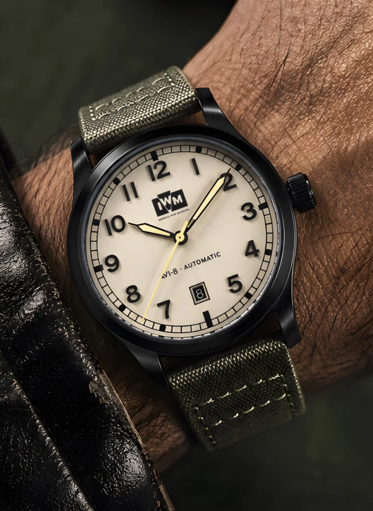 Relógio AVI-8 Engineer Automatic Imperial War Museums Fieldmaster AV-4161-04