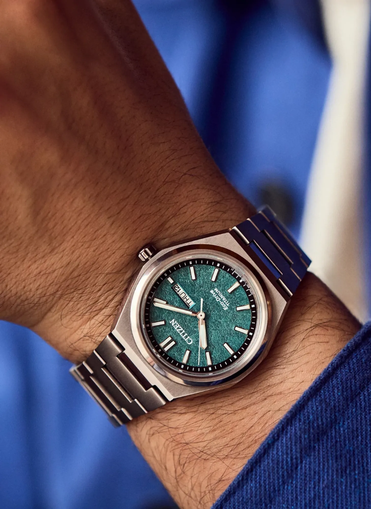 Relógio CITIZEN Eco-Drive Zenshin Three-hand AW0130-85X