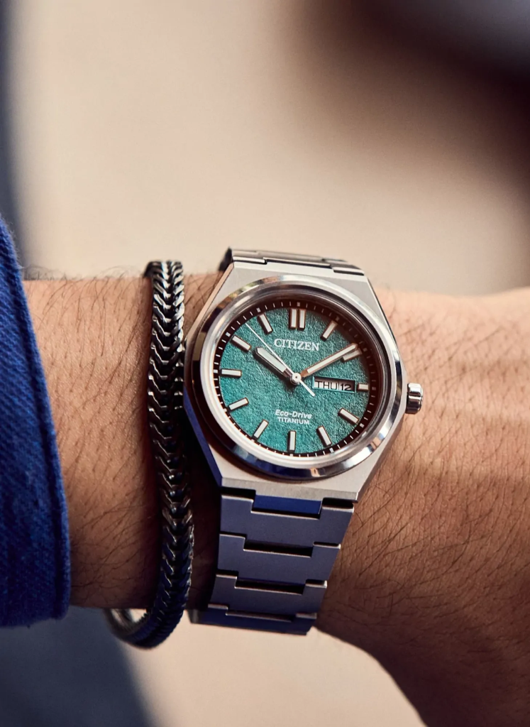 Relógio CITIZEN Eco-Drive Zenshin Three-hand AW0130-85X