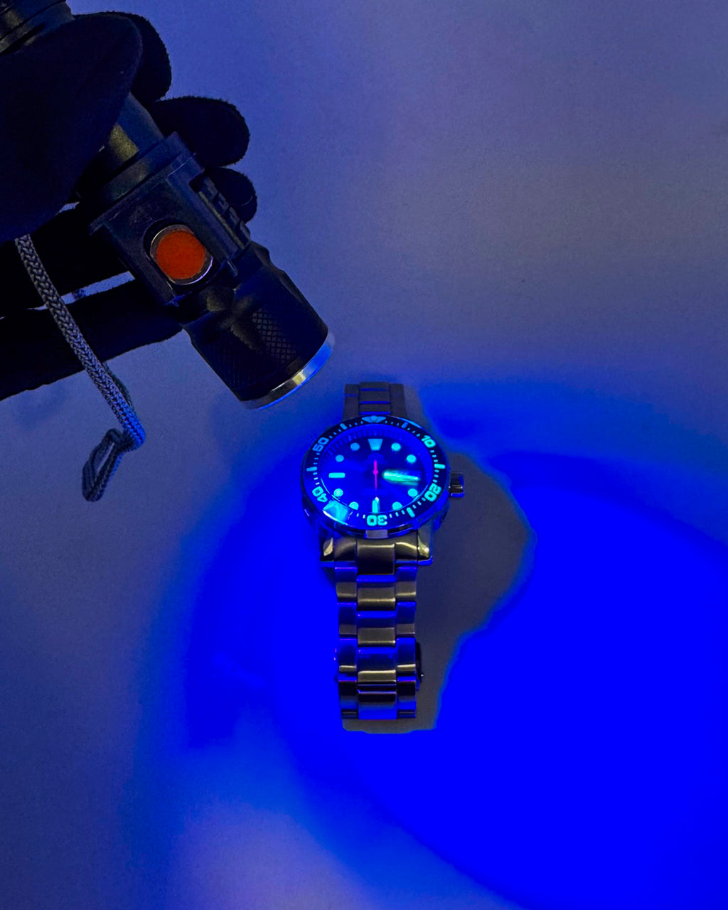 Lanternas LED Recarregável UV NLT