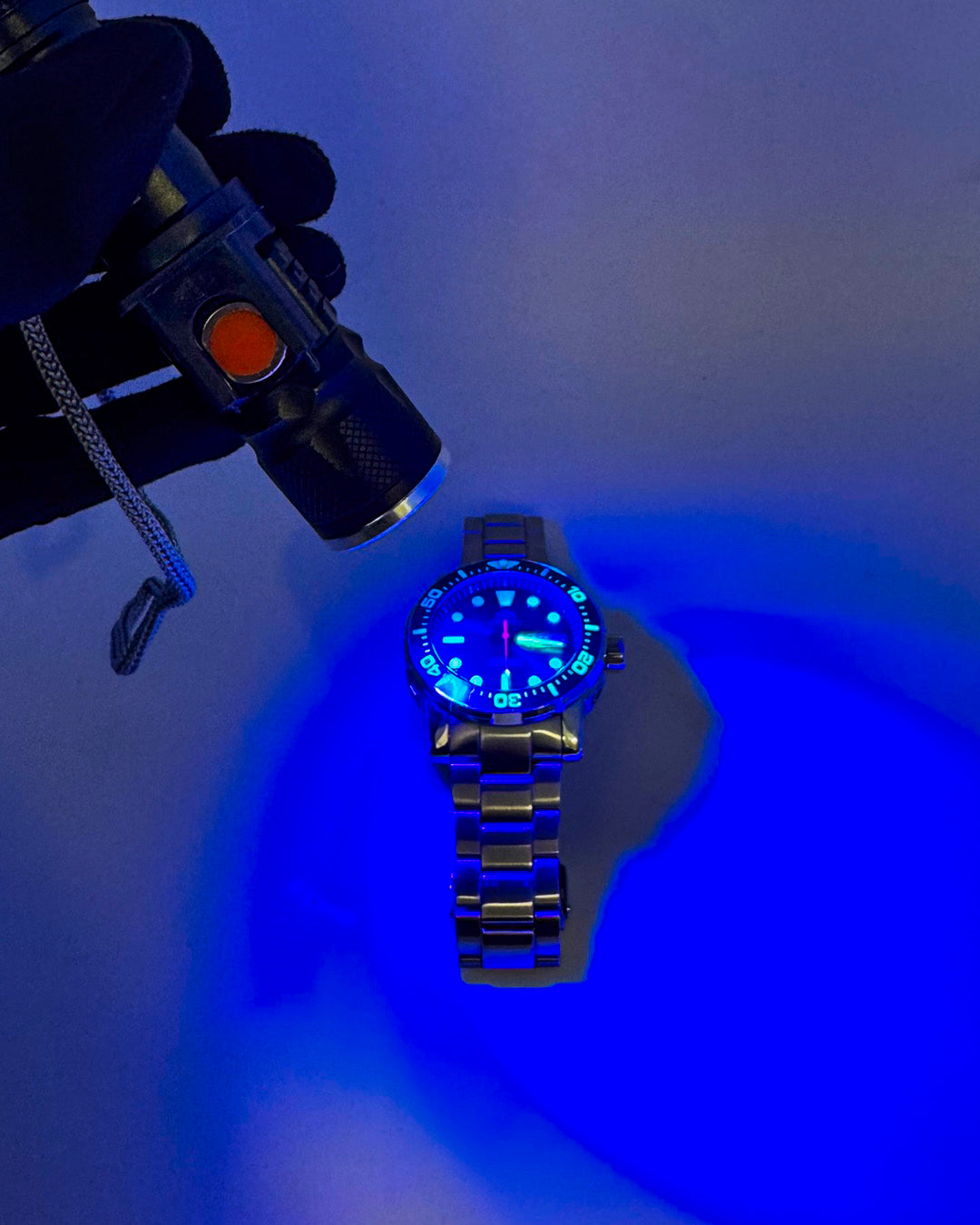 Lanternas LED Recarregável UV NLT