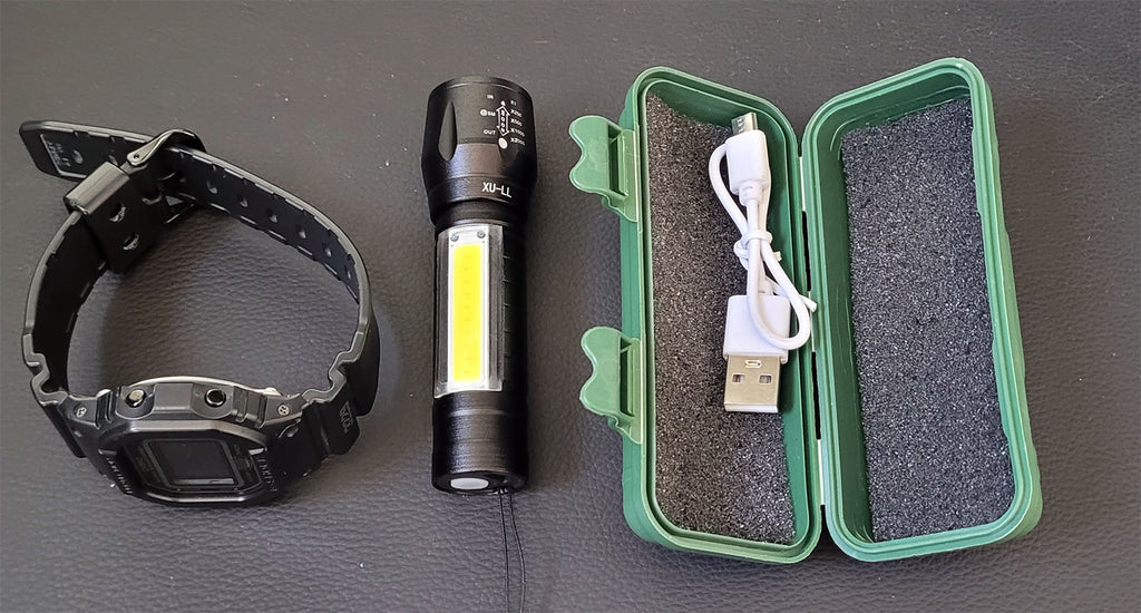 Kit 2 Lanternas LED Recarregável