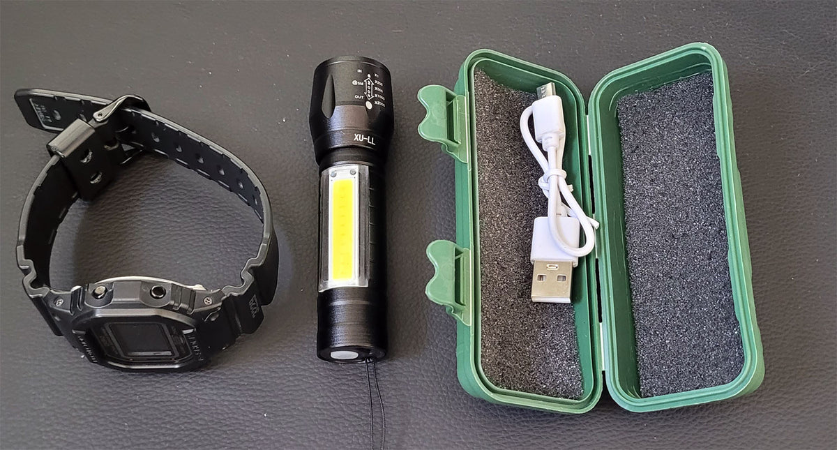 Kit 2 Lanternas LED Recarregável