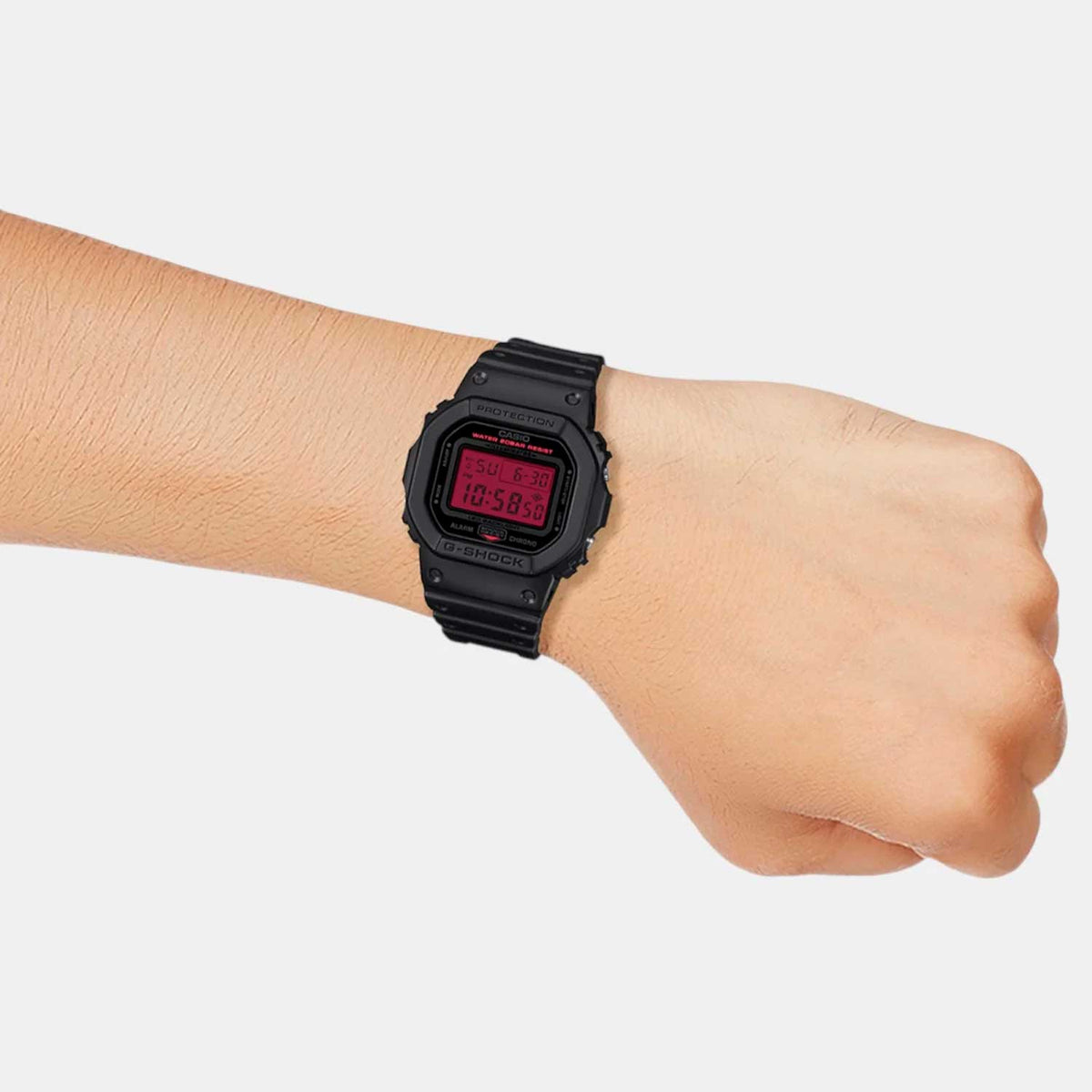 Relógio Casio G-SHOCK Black and Bold Red DW-5600BBR-1DR