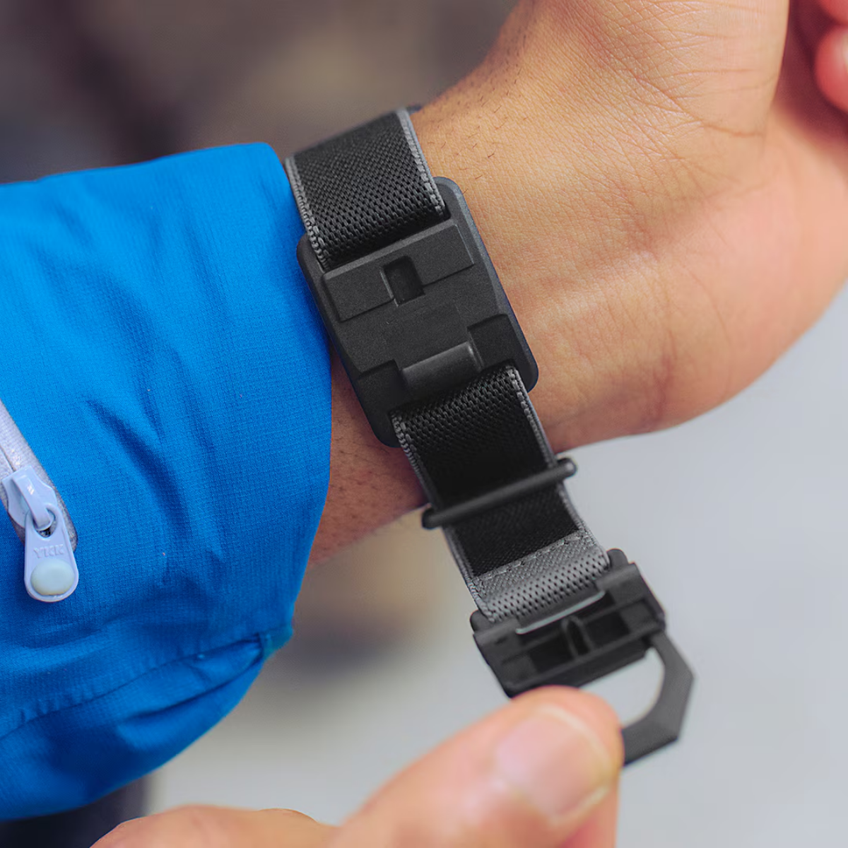 Relógio Casio G-SHOCK DW-5600MNC-1DR FIDLOCK®