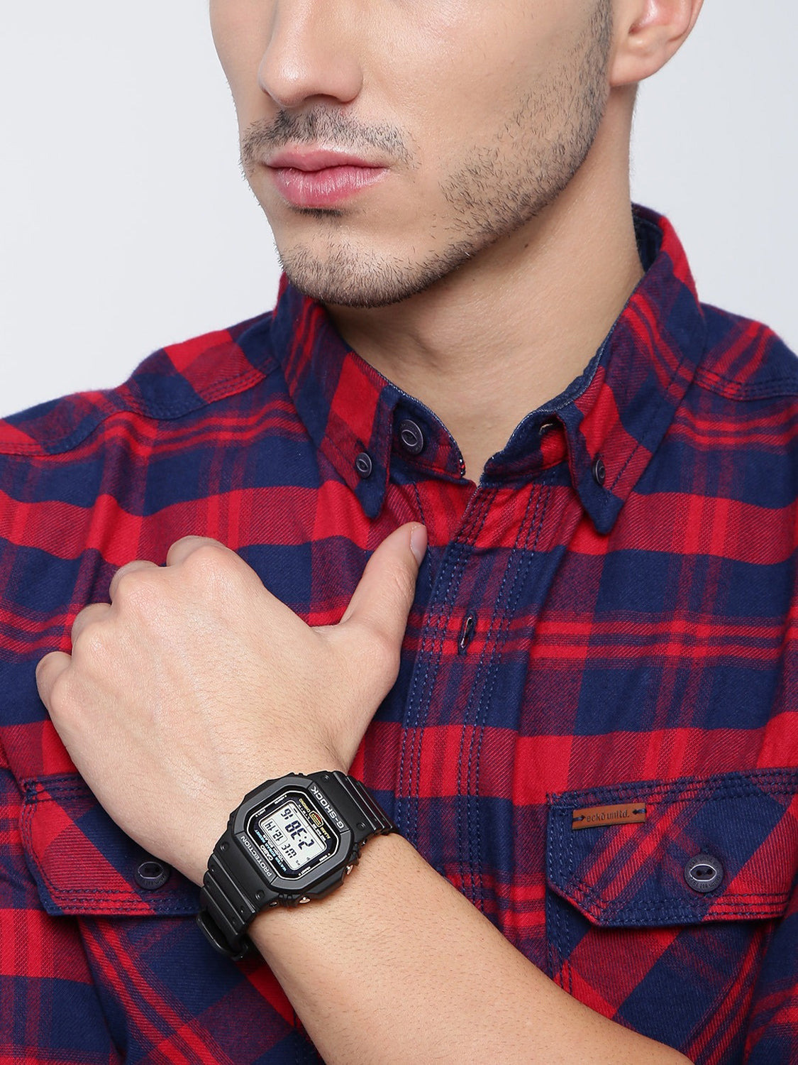 Relógio CASIO G-SHOCK G-5600UE-1DR *Tough Solar