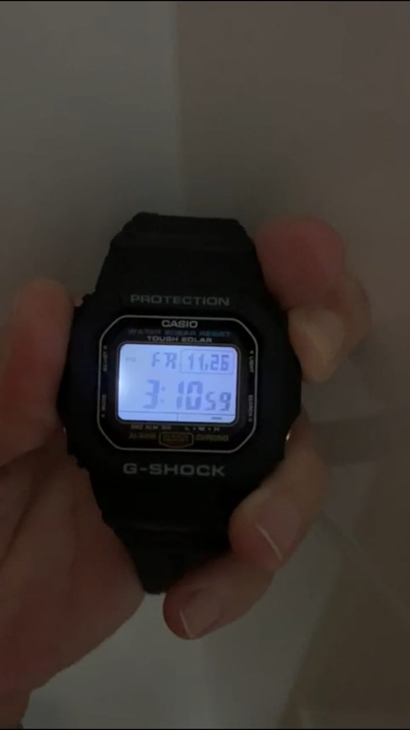 Relógio CASIO G-SHOCK G-5600UE-1DR *Tough Solar