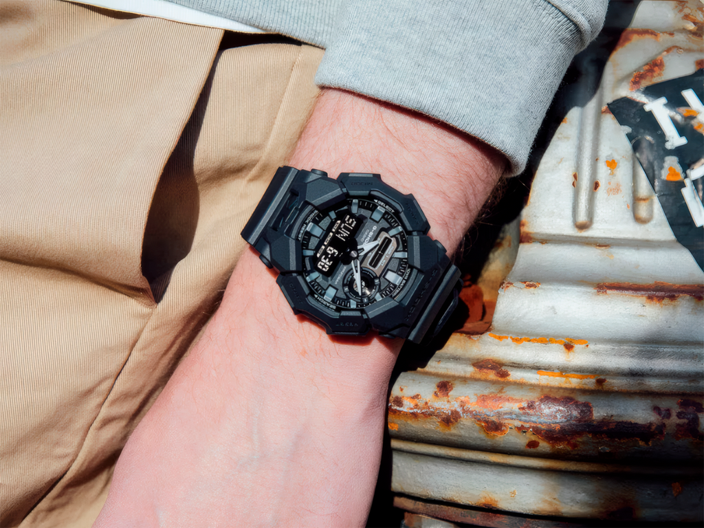 Relógio Casio G-SHOCK GA-010-1A1DR