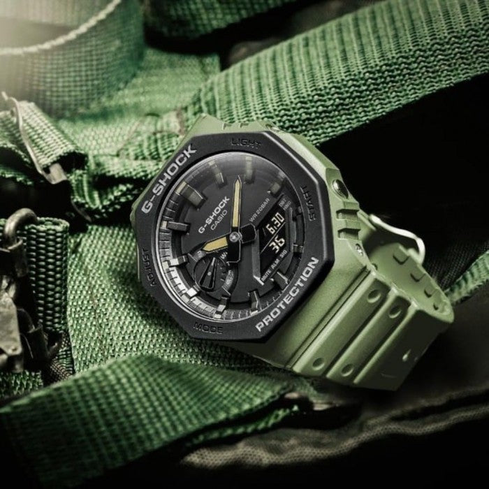 Relógio CASIO G-Shock GA-2110SU-3ADR *Carbon Core Guard