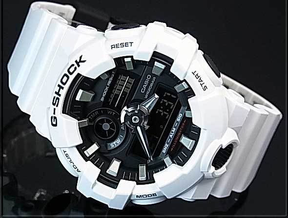 Relógio CASIO G-Shock GA-700-7ADR