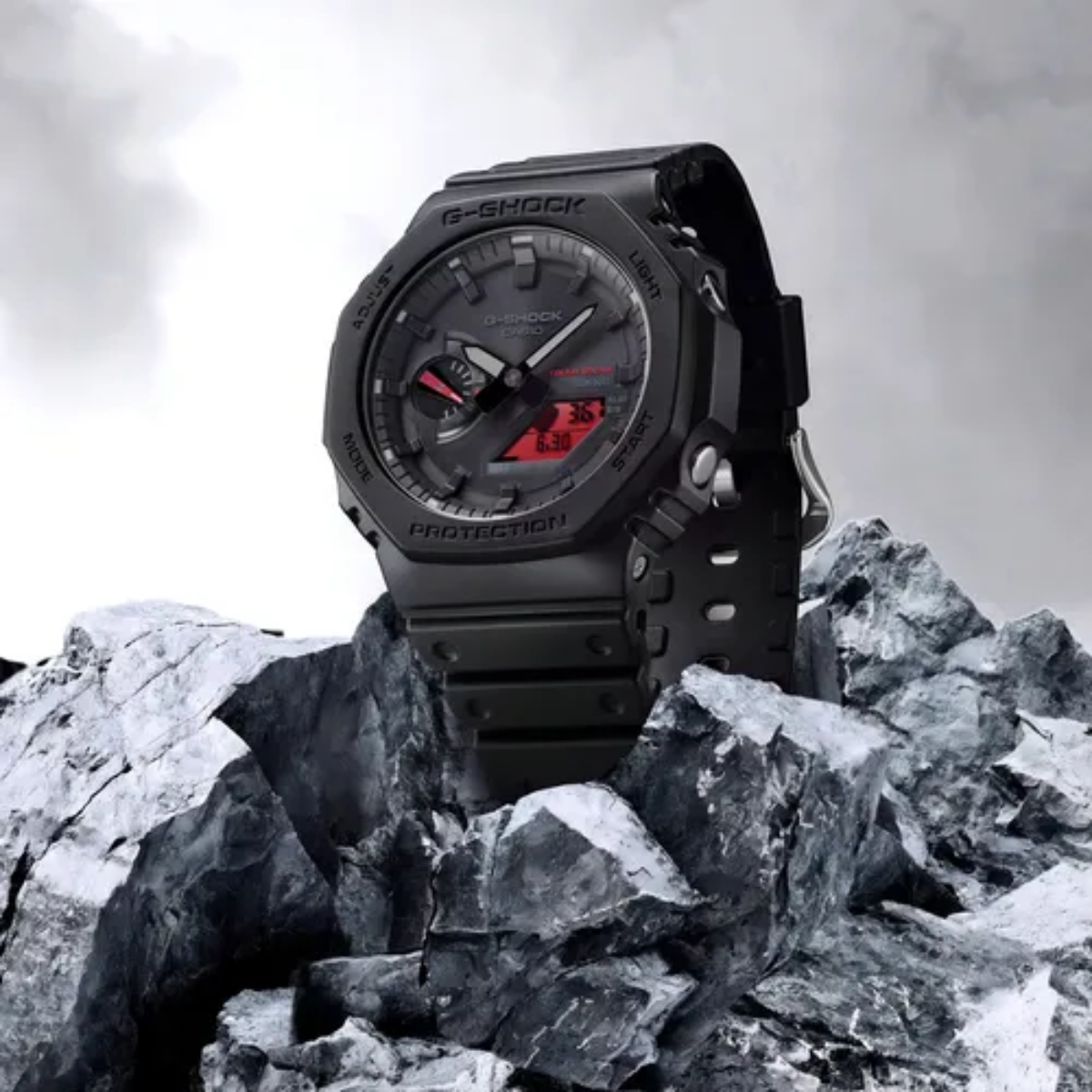 Relógio G-SHOCK Carbon Core Guard GA-B2100BBR-1ADR *Bluetooth e Tough Solar
