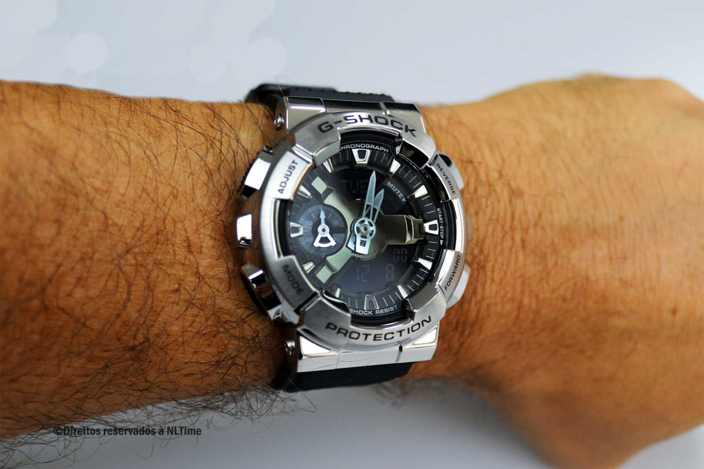 Relógio CASIO G-Shock GM-110-1ADR