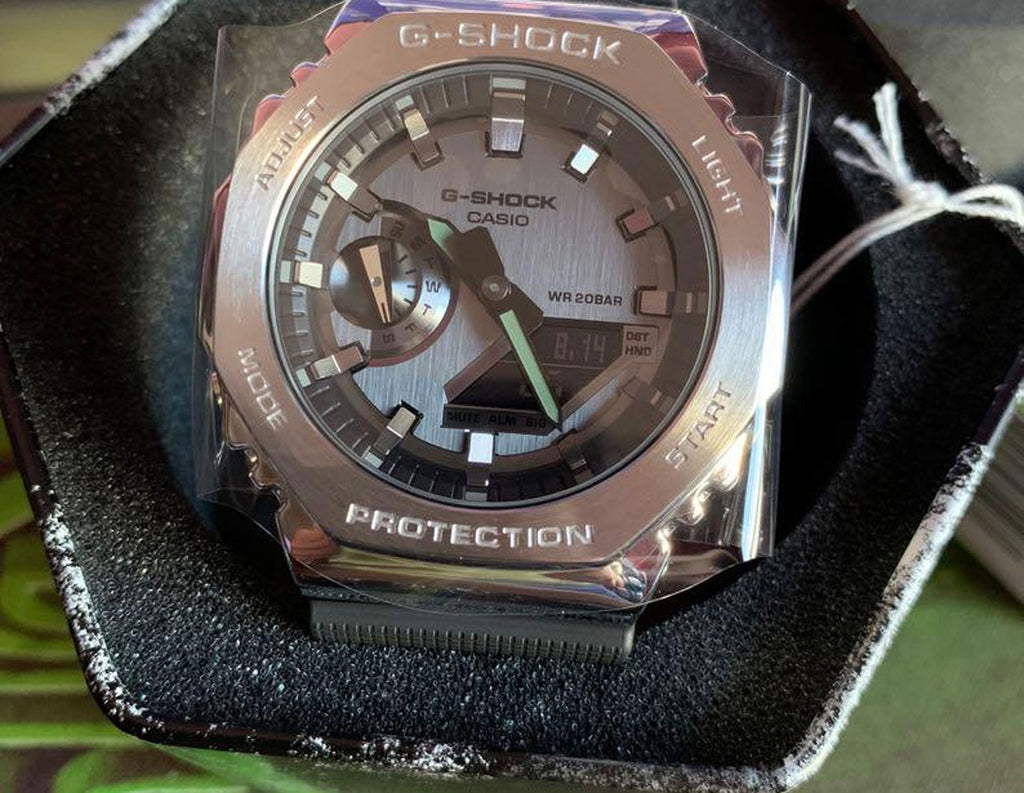 Relógio CASIO G-SHOCK GM-2100-1ADR