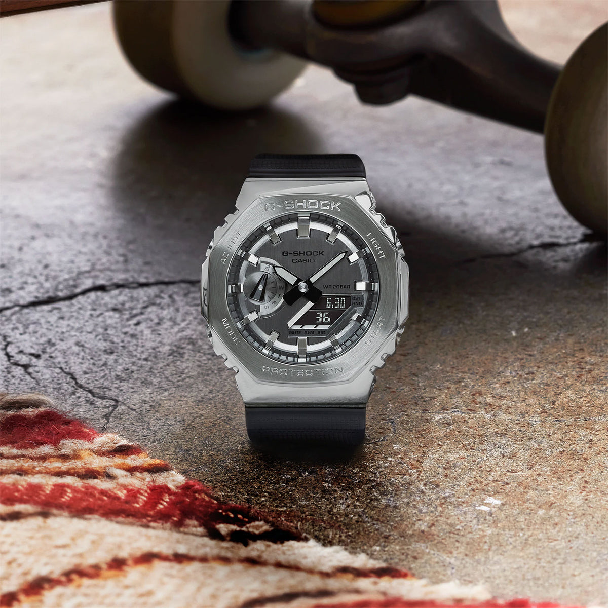 Relógio CASIO G-SHOCK GM-2100-1ADR