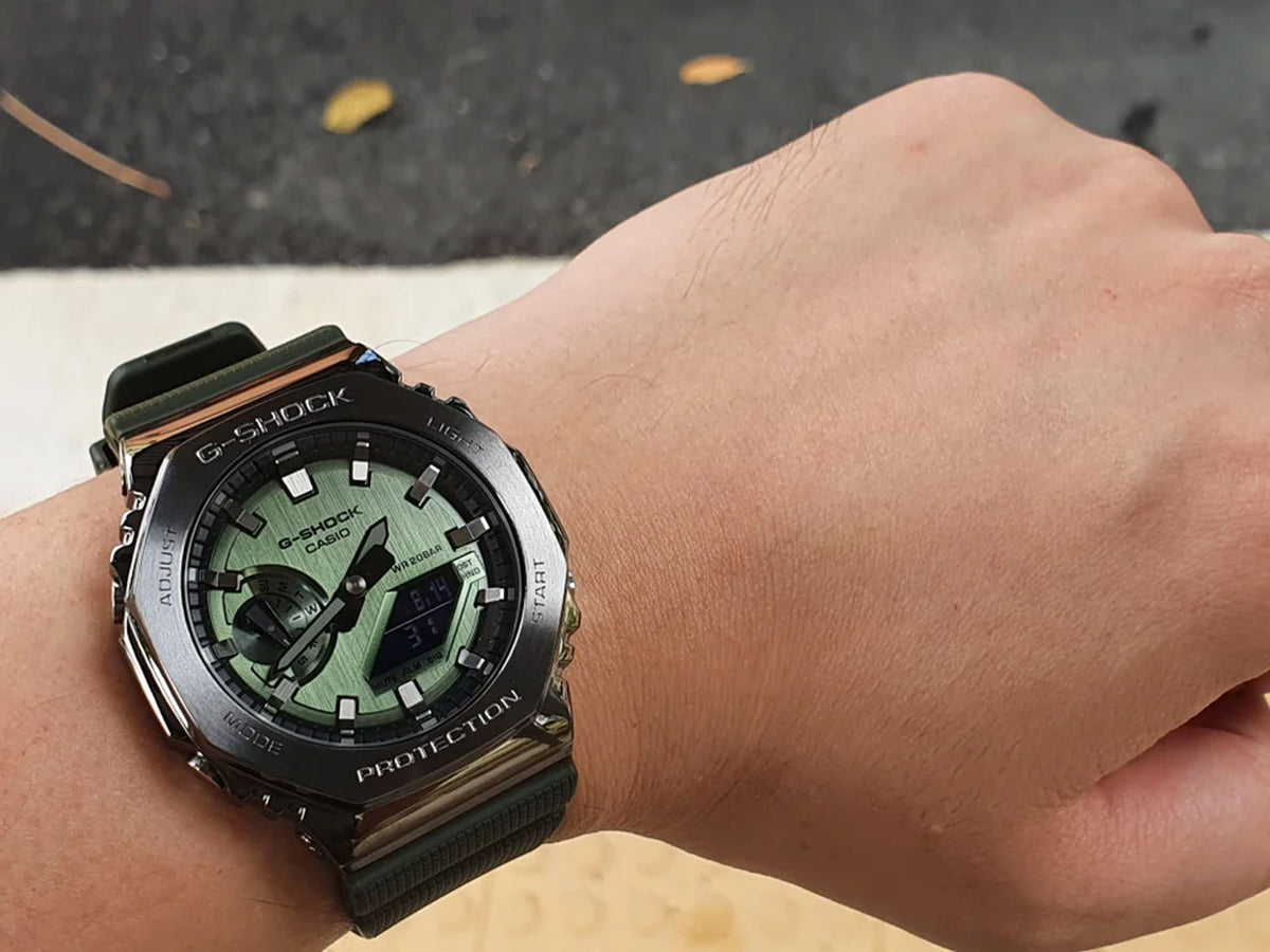 Relógio CASIO G-SHOCK GM-2100B-3ADR