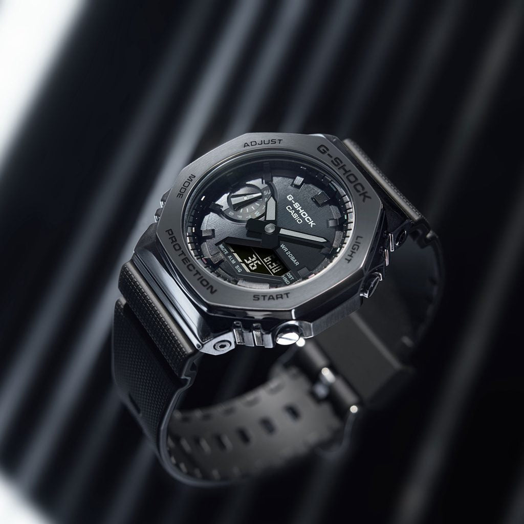 Relógio Casio G-SHOCK GM-2100BB-1ADR