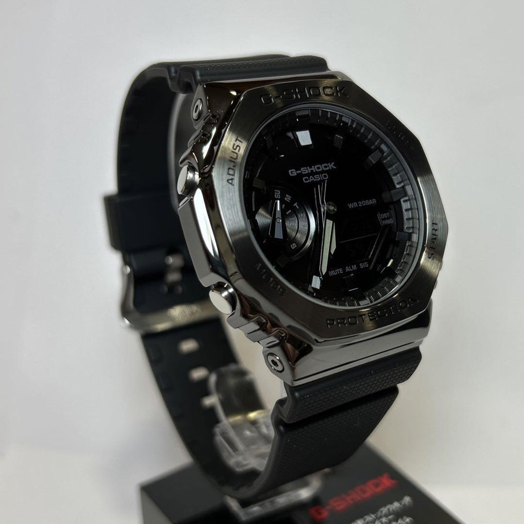 Relógio Casio G-SHOCK GM-2100BB-1ADR