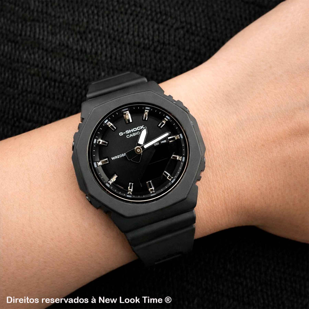 Relógio Casio G-SHOCK GMA-P2110-1ADR
