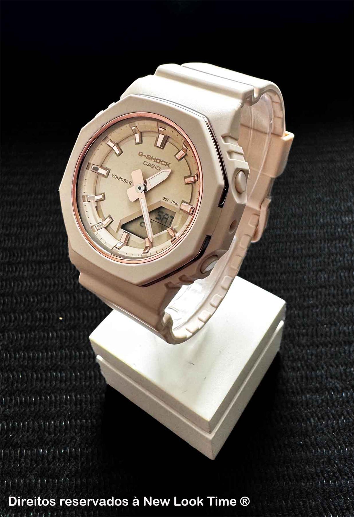 Relógio Casio G-SHOCK GMA-P2110-4ADR