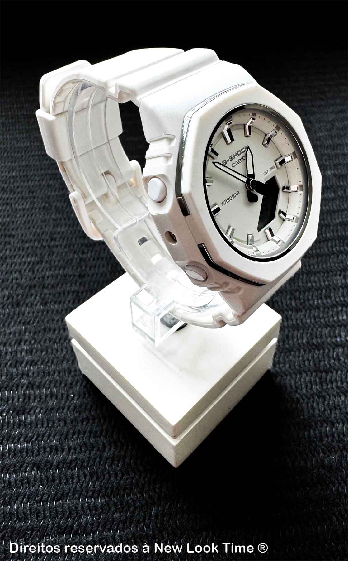 Relógio Casio G-SHOCK GMA-P2110-7ADR