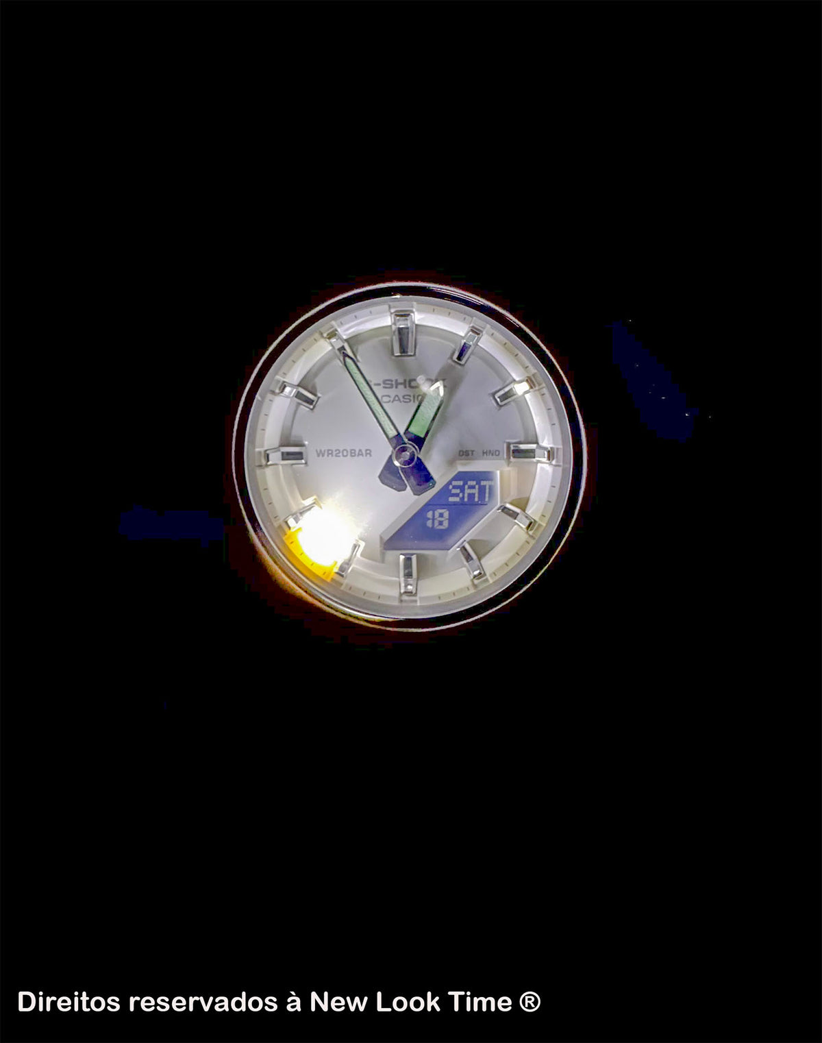 Relógio Casio G-SHOCK GMA-P2110-7ADR