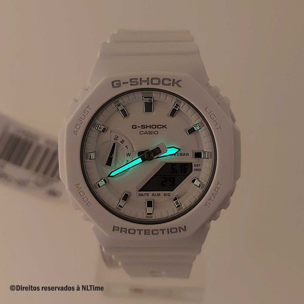 Relógio CASIO G-Shock GMA-S2100-7ADR *Carbon Core Guard