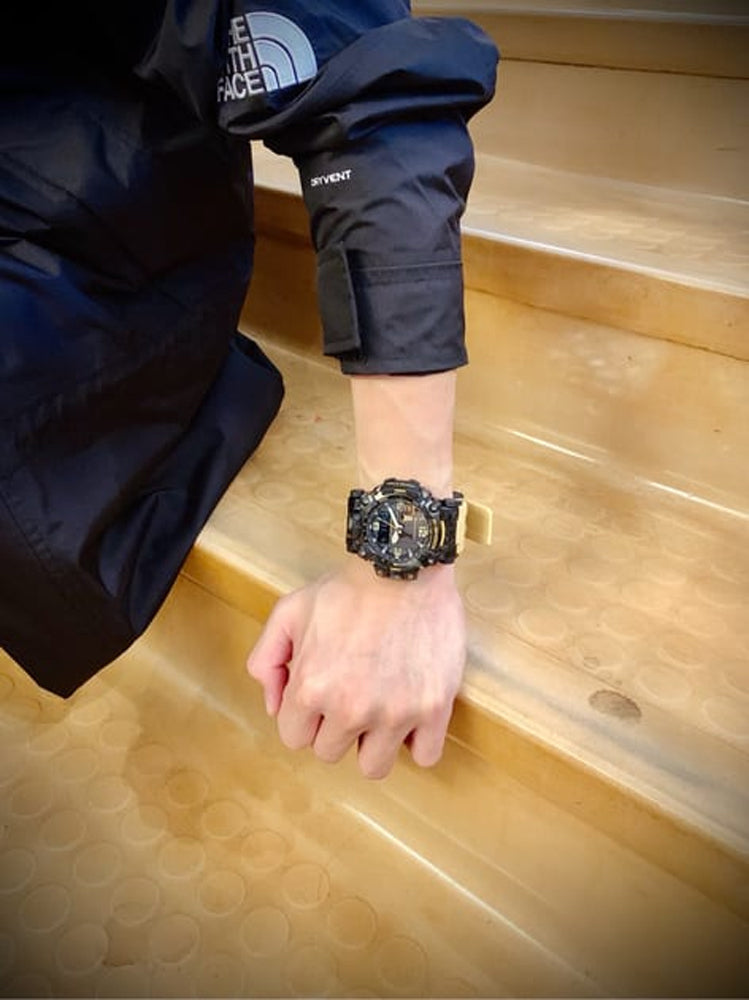 Relógio Casio G-SHOCK Mudmaster GWG-2000-1A5 *Carbon, Solar, Safira