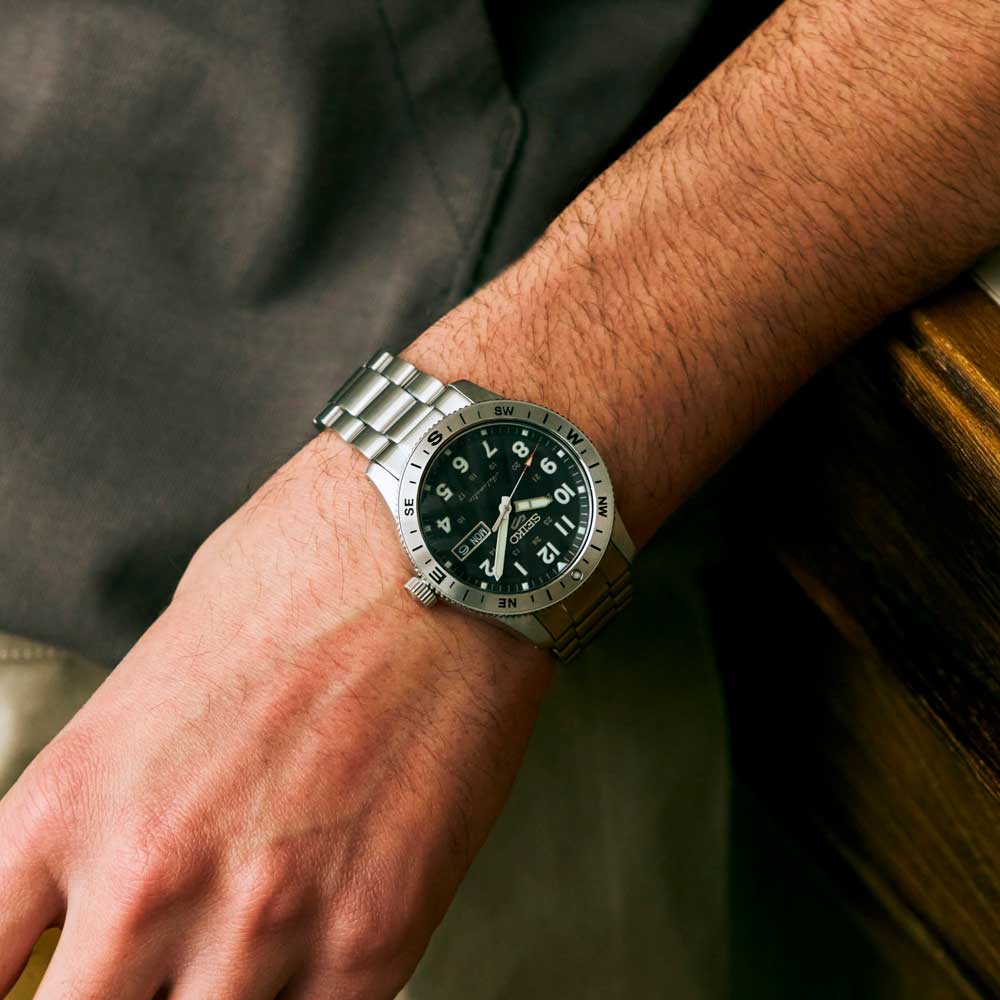 Relógio SEIKO 5 Automático Sport Field HDB006