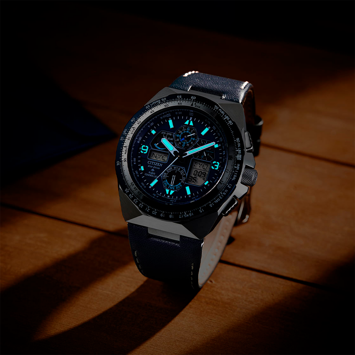 Relógio CITIZEN Masculino Eco-Drive Promaster SkyHawk A-T JY8148-08L