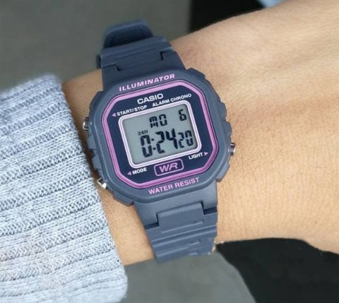 Relógio CASIO Feminino Digital LA-20WH-8ADF