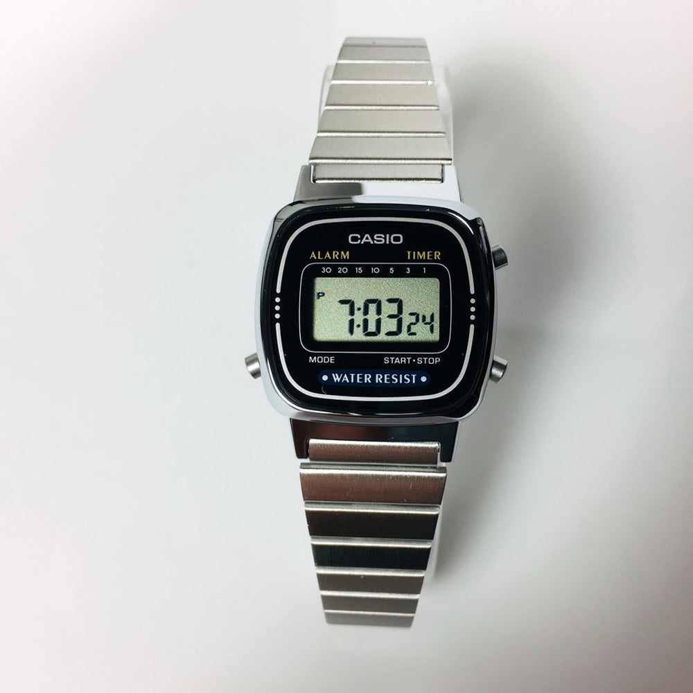 Relógio CASIO Feminino Vintage LA670WA-1DF