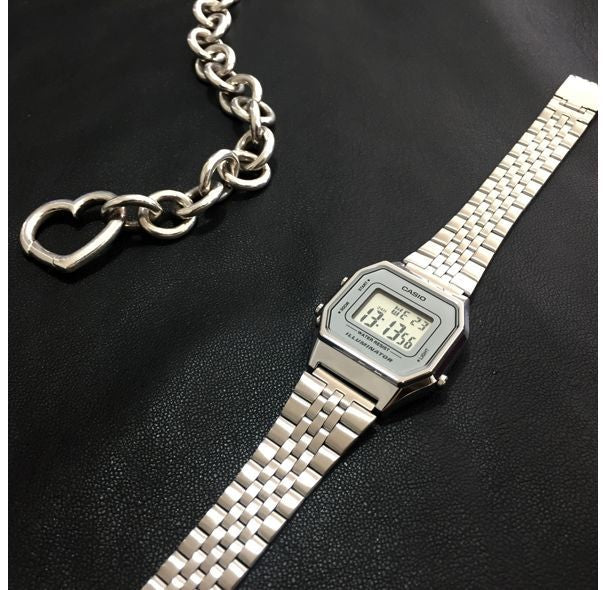 Relógio CASIO Feminino Vintage LA680WA-7DF