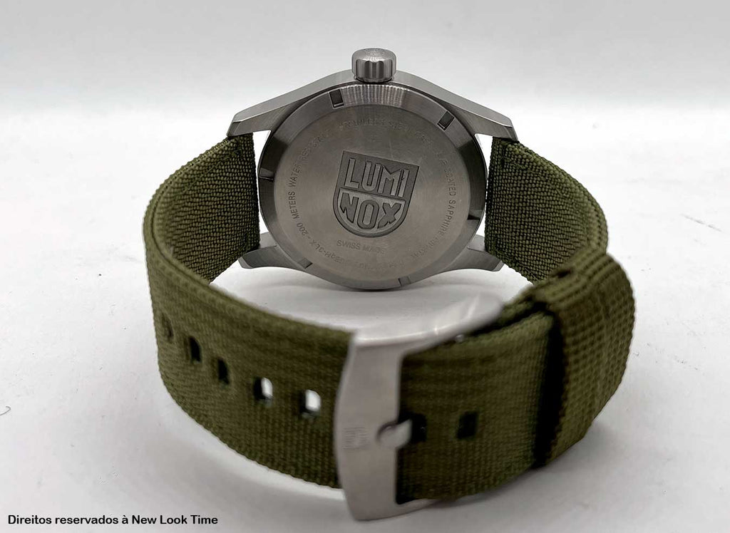 RELÓGIO LUMINOX AUTOMÁTICO ATACAMA FIELD 1907.NF *Safira *Swiss Made