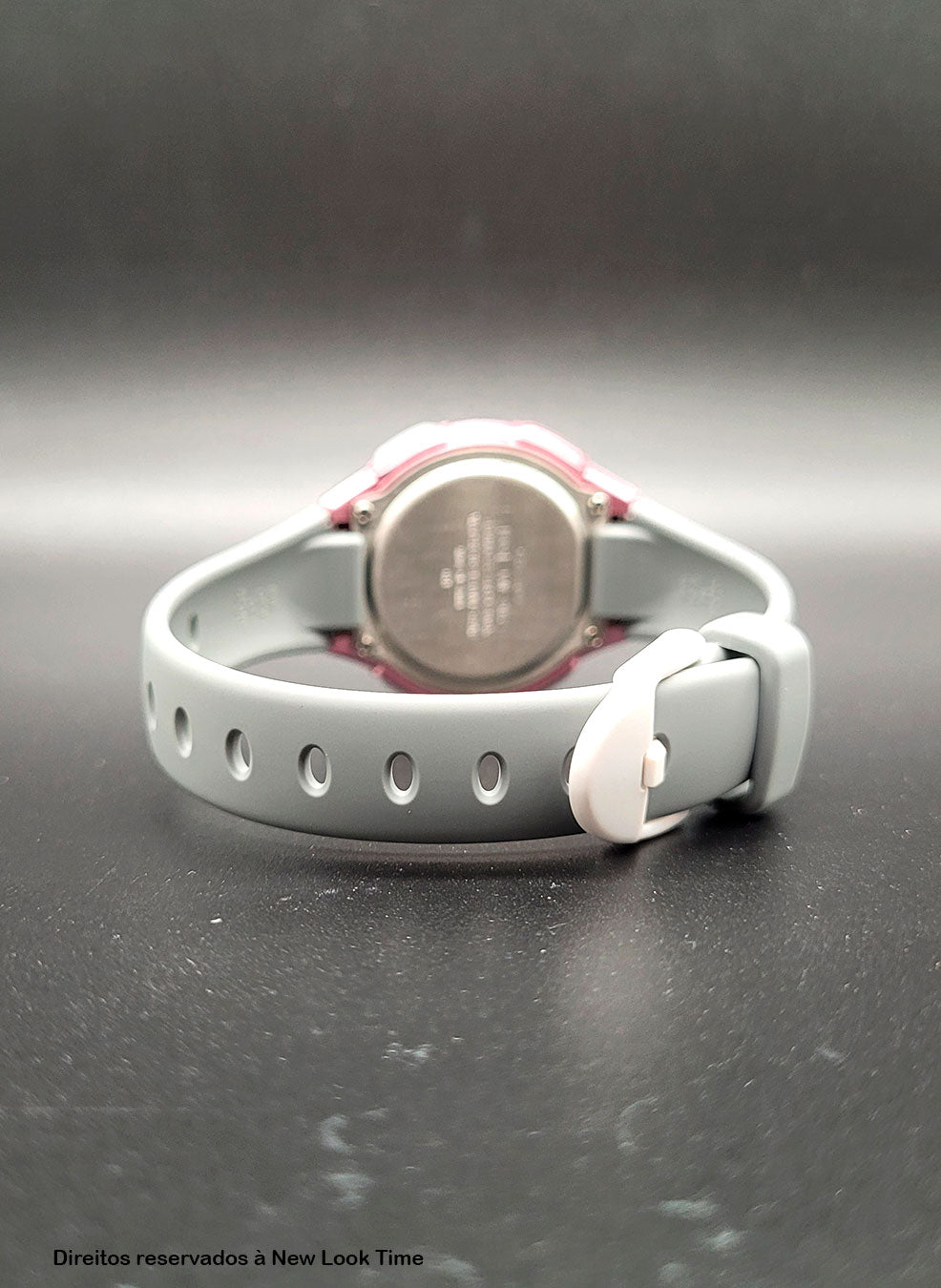 Relógio CASIO Feminino Digital LW-203-8AVDF